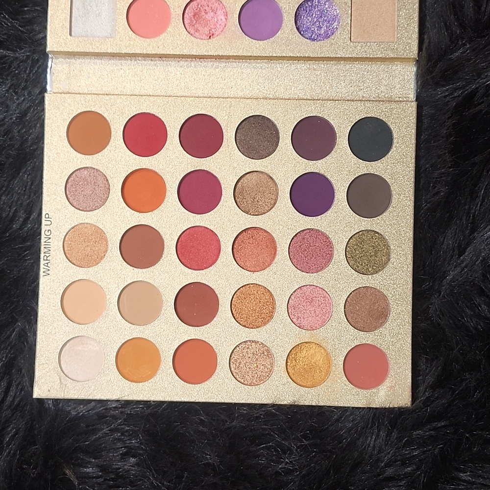Palette - Picture 5 of 7